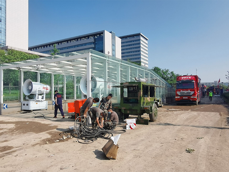 鄭通車載式霧炮機助力洪災(zāi)災(zāi)后重建工作案例實拍